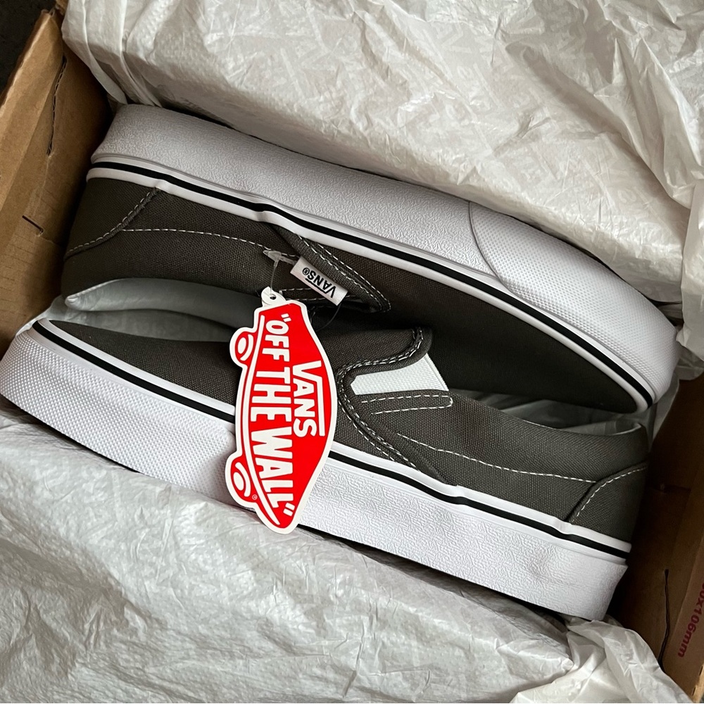 VANS slip on